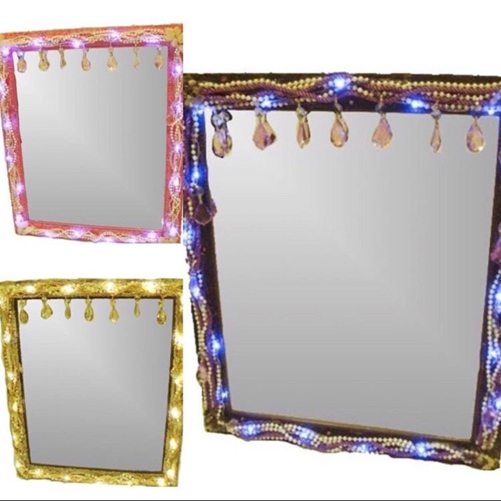 Custom hanging mirror